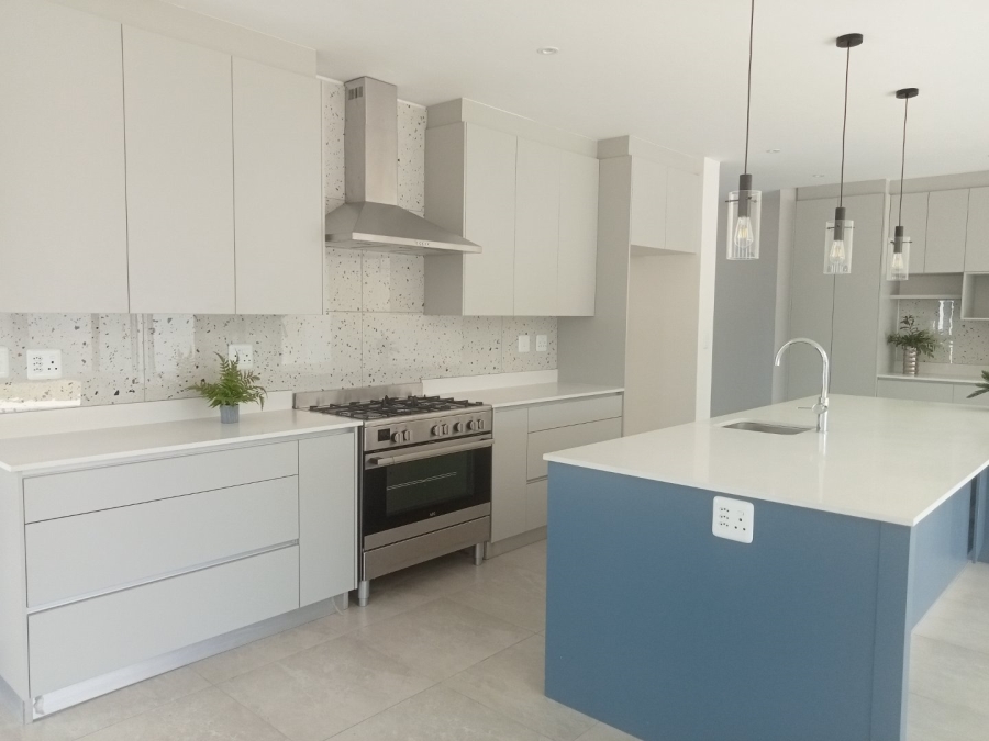 To Let 3 Bedroom Property for Rent in Le Grand Golf Estate Western Cape